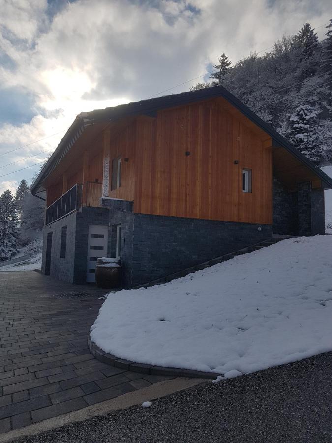 Apartment Hanny Лашко Екстер'єр фото